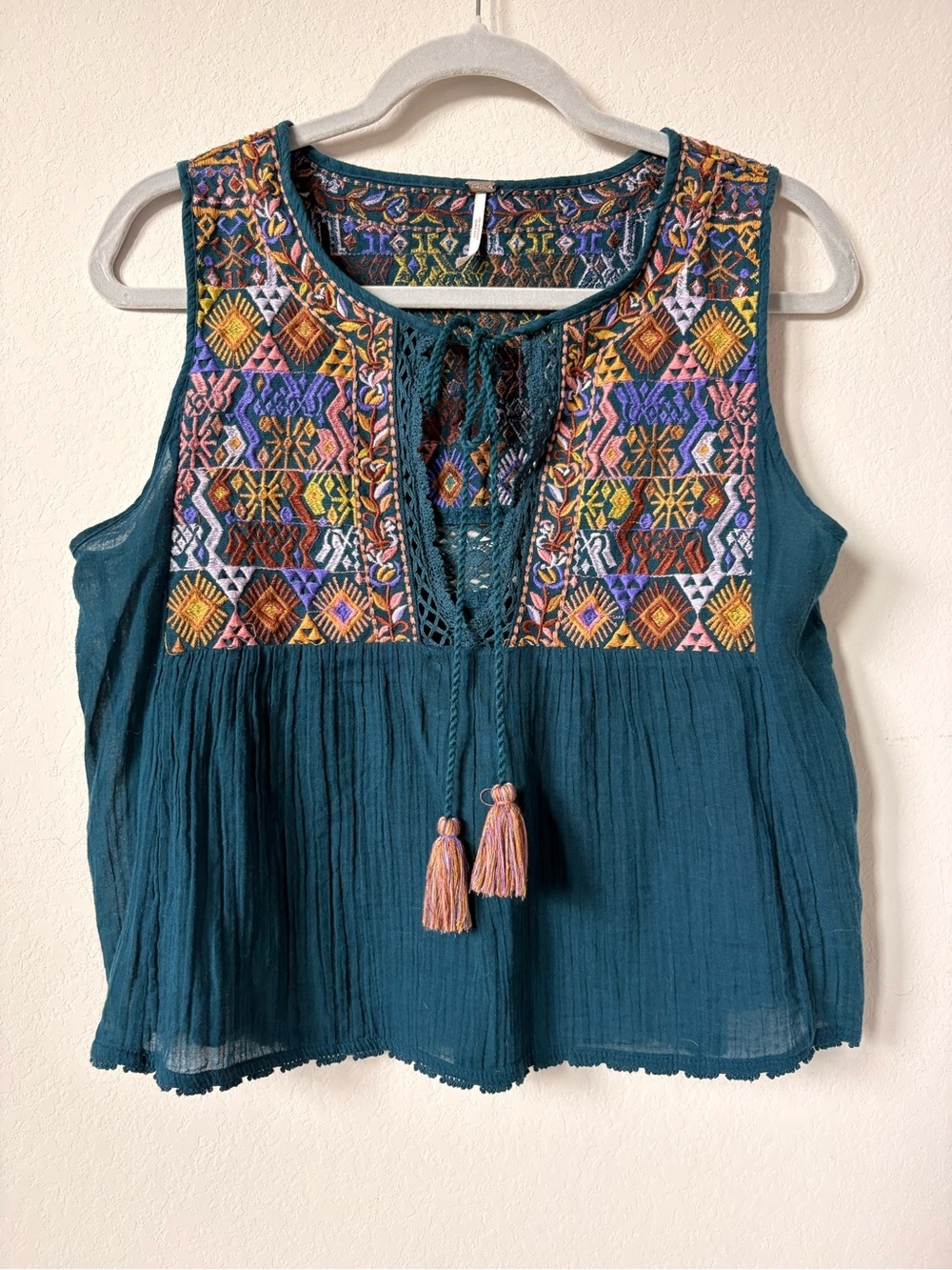 Free People Boho Embroidered Teal Sleeveless Peasant Top size small